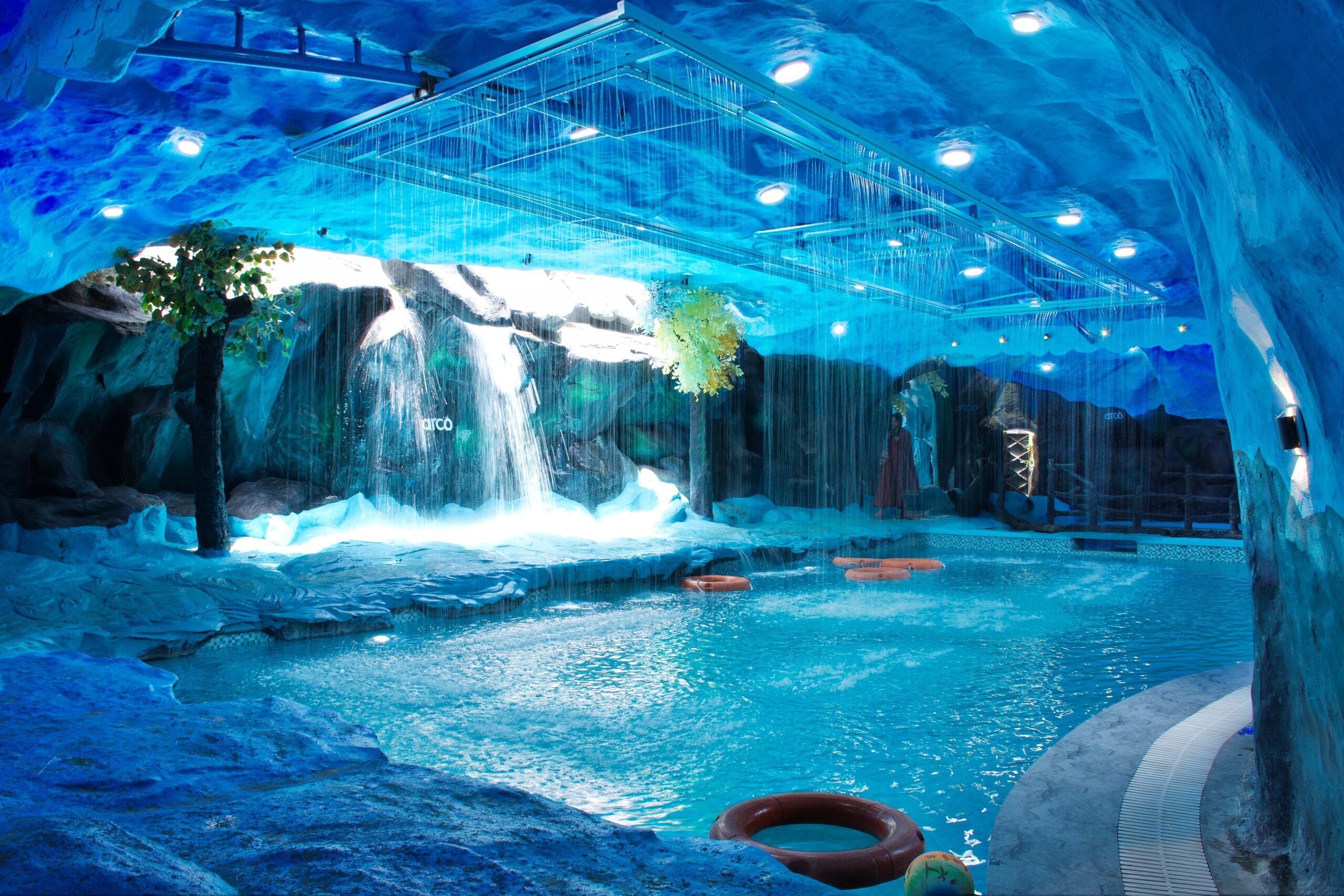 Arco Swimming Pool