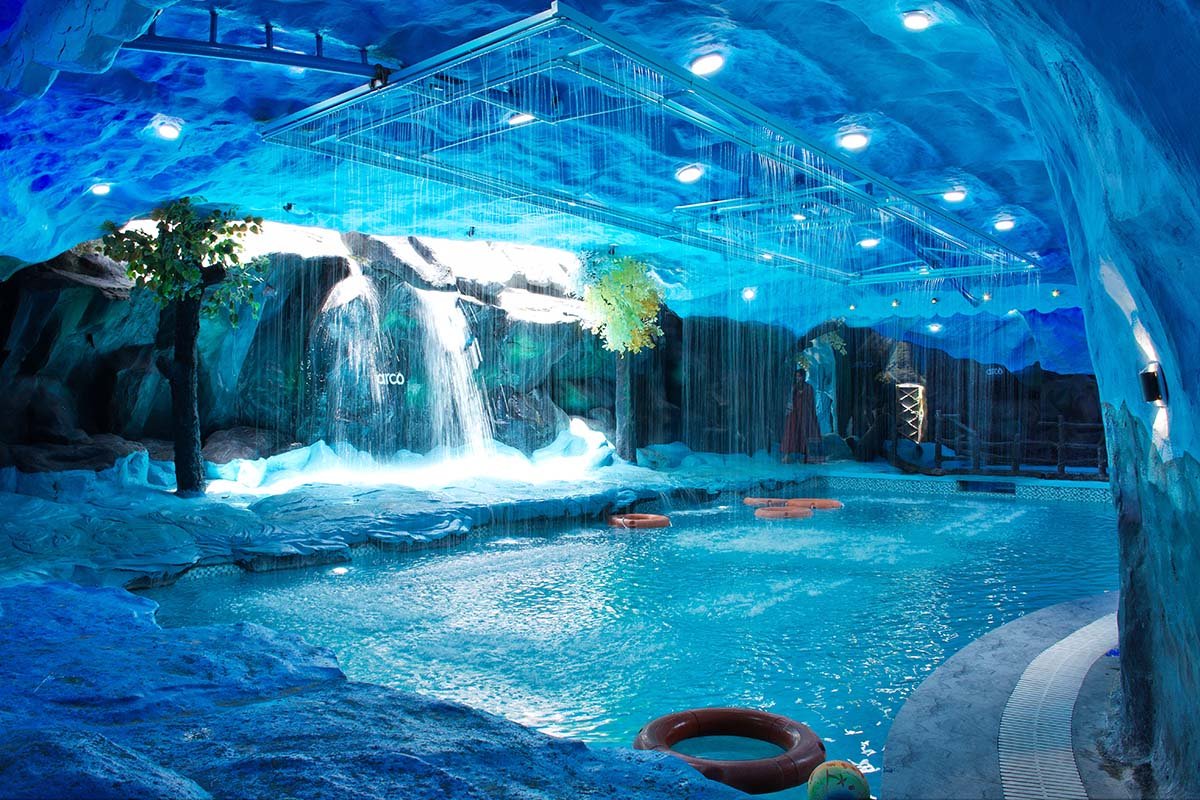 Indoor swimming pool at Arco Park ’N’ Resort, Kasaragod